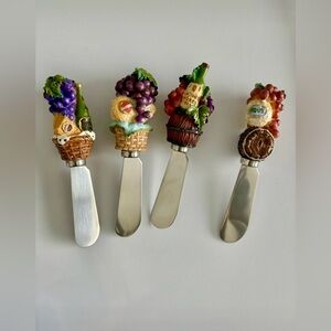 Decorative Grape-Themed Cheese Spreaders - Set of 4